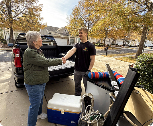 EasyGig Junk Removal Hauler shaking hands with a customer in South Charlotte, NC