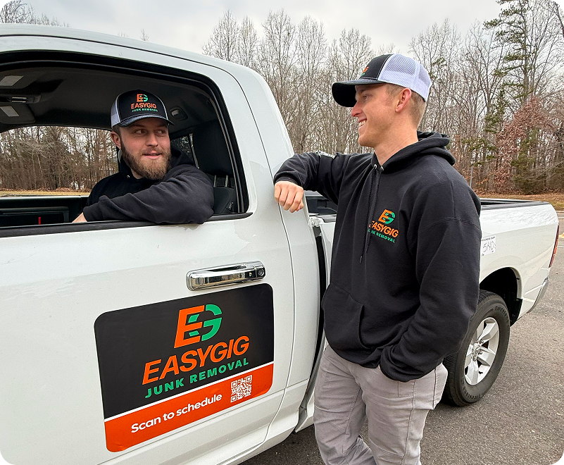 Two EasyGig Junk Removal haulers talking